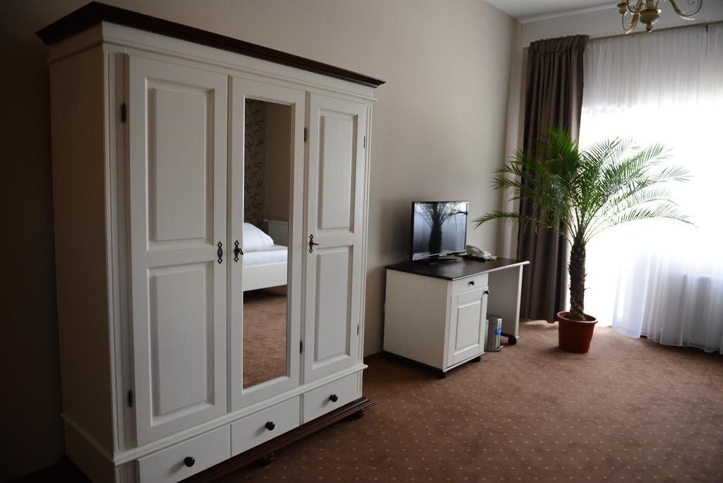 Hotel Europa Baia Mare Exterior photo